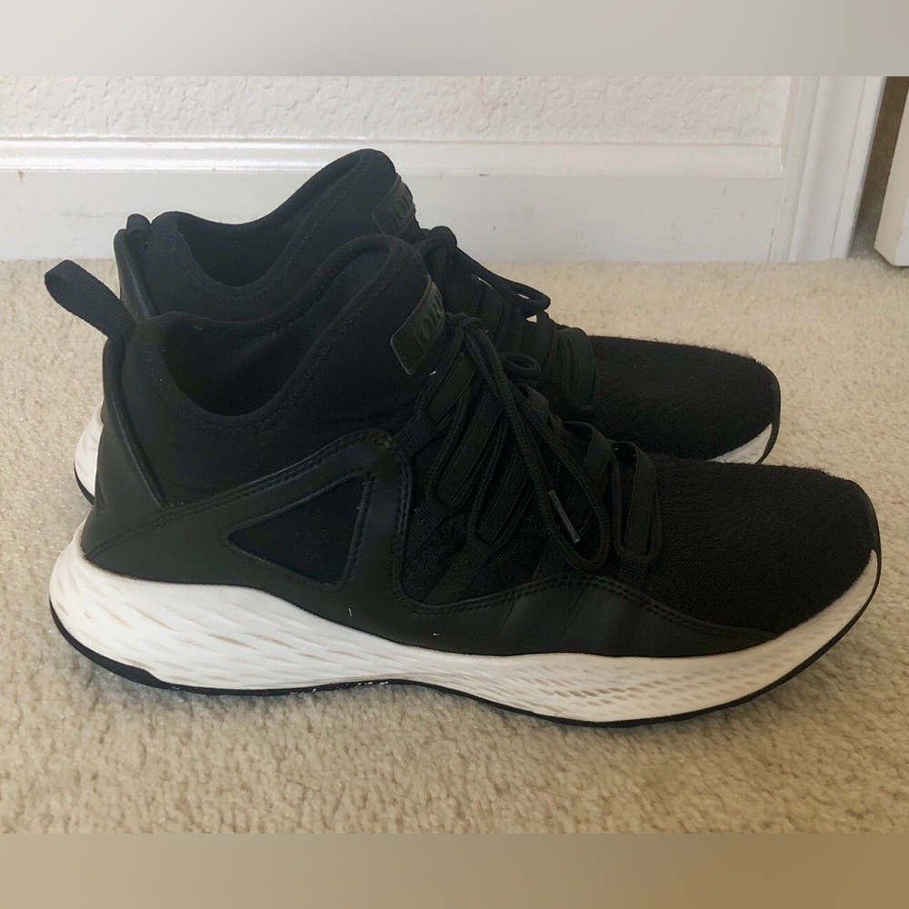 Men’s Nike Jordan Formula 23 Basketball Athletic Shoes